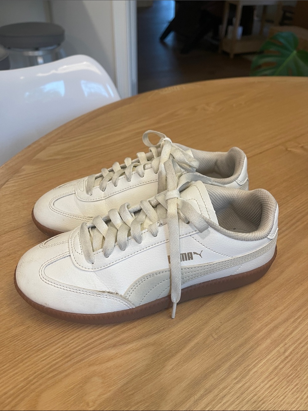 Puma Club 5V5 Women’s sneakers size 7 M - Picture 2 of 7